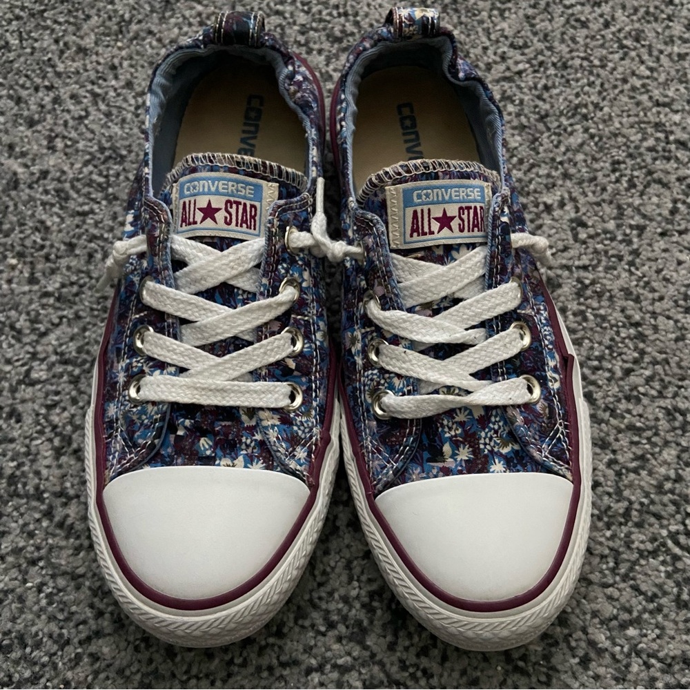 🌸 cute floral Converse shoreline slip-on, size 8